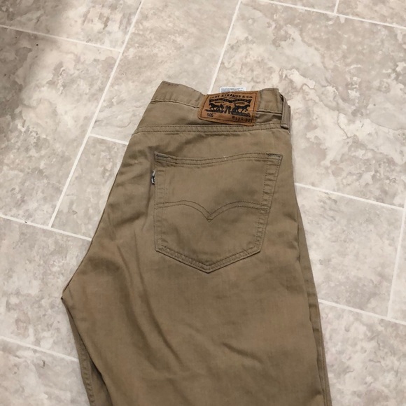505 Levi’s 32W 32L khaki/ light brown - Picture 4 of 5